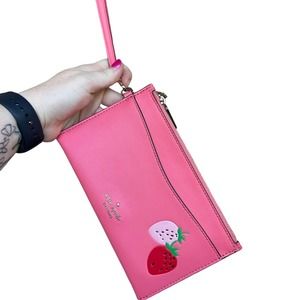 KATE SPADE STRAWBERRY WRISTLET